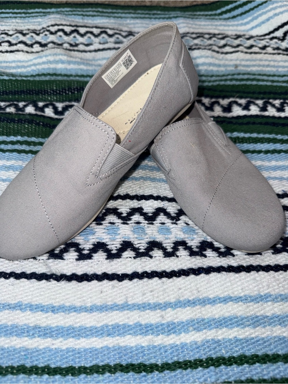 Toms Women's Slip-On Canvas Flats — Light Gray